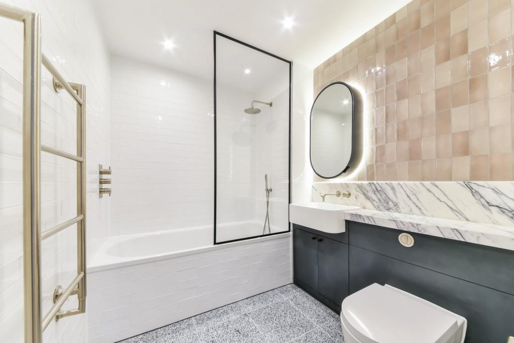 Two Bedroom Apartment for Sale – £1,100,000 – Viaduct Gardens, Nine Elms, London, SW11
