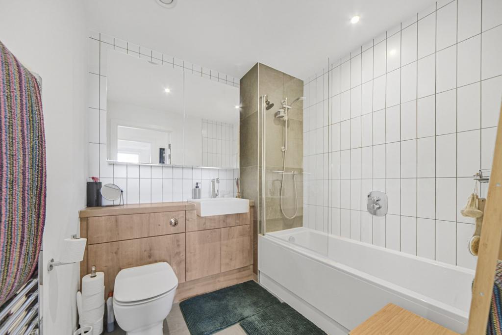 Grove Street, Deptford Landings, Deptford, London, SE8 £399,000