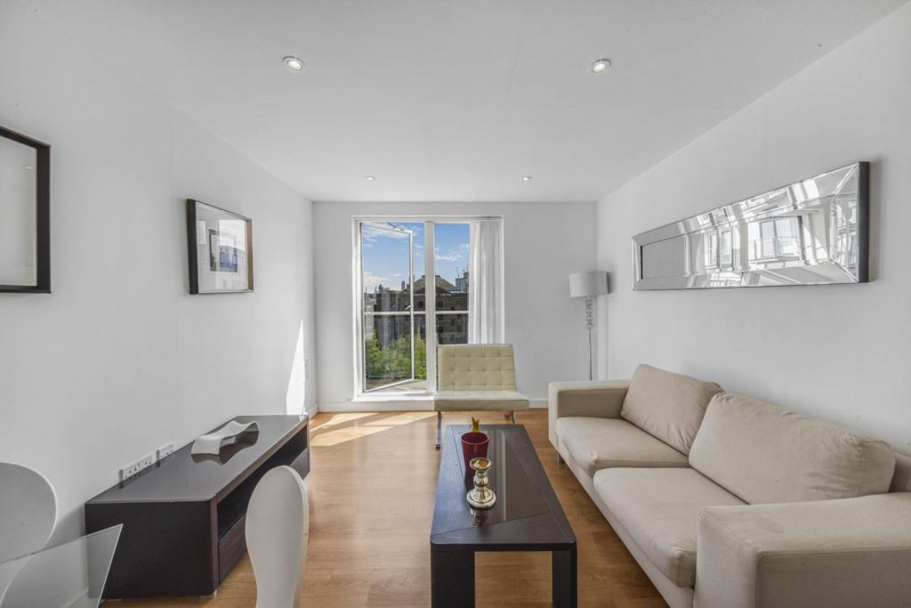 Sargasso Court – 1 Bedroom Apartment for Sale – Bow, London E3 – £325,000