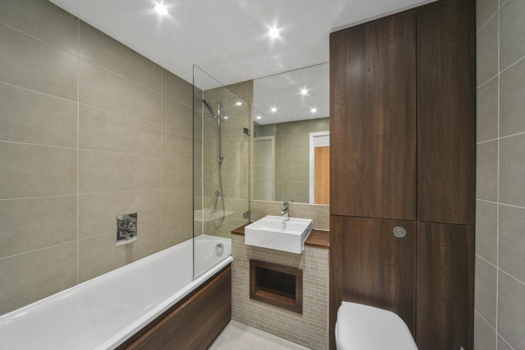 Sargasso Court – 1 Bedroom Apartment for Sale – Bow, London E3 – £325,000