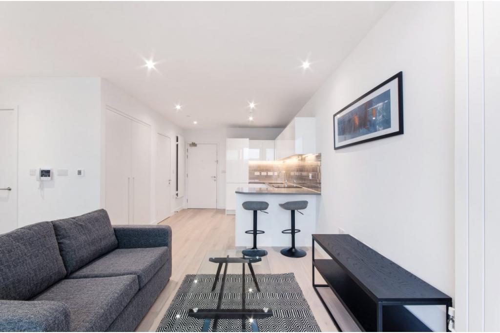 Royal Wharf – Studio Apartment for Sale – Docklands, London E16 – £335,000