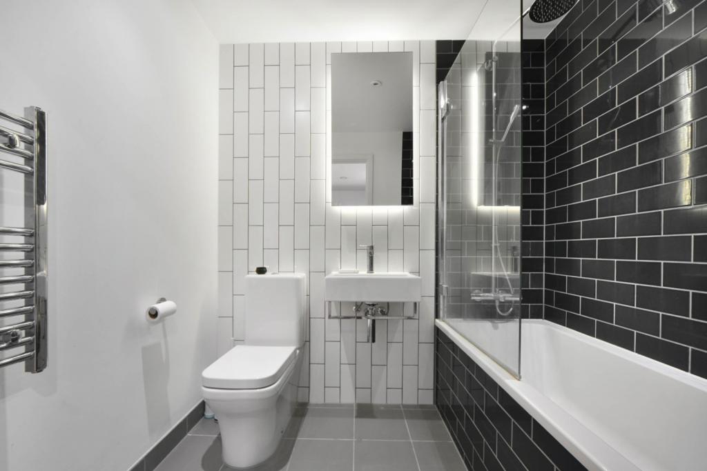 Royal Wharf – Studio Apartment for Sale – Docklands, London E16 – £315,000