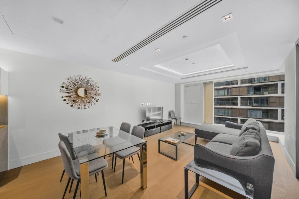 Lord Kensington House – 3-Bedroom Luxury Apartment