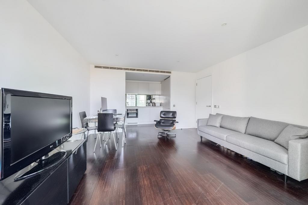 Pan Peninsula Square – 1 Bedroom Apartment for Sale – £450,000 – Canary Wharf, London, E14