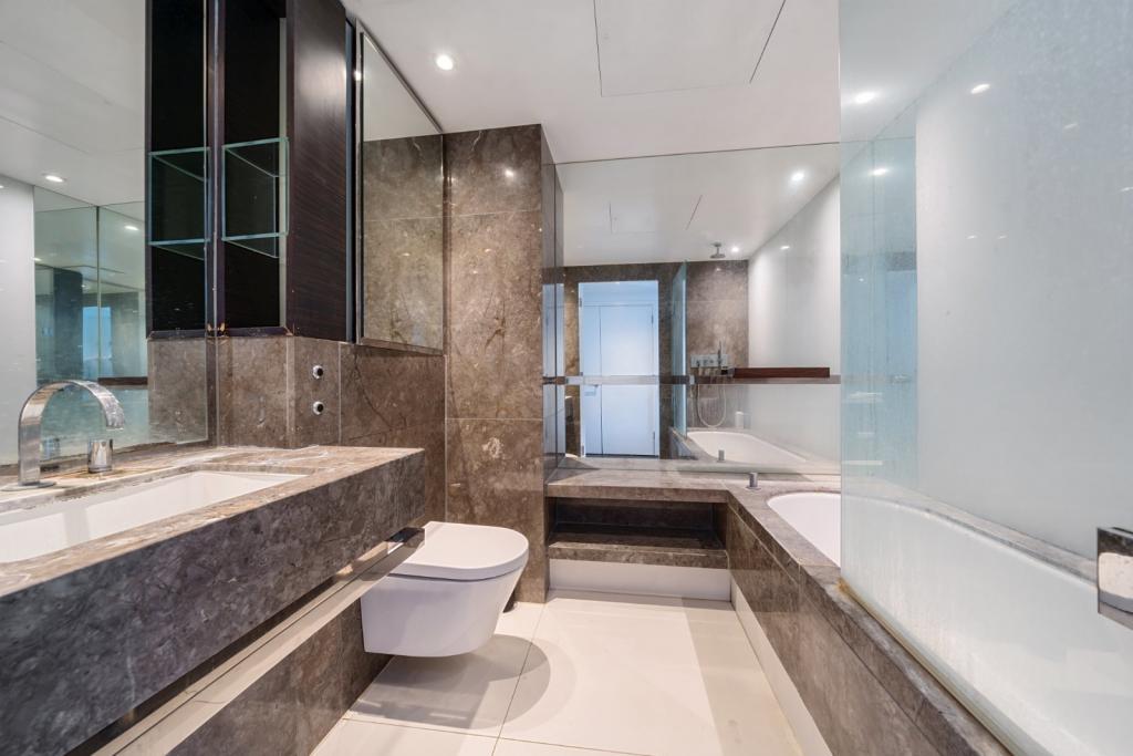 Pan Peninsula Square – 1 Bedroom Apartment for Sale – £450,000 – Canary Wharf, London, E14