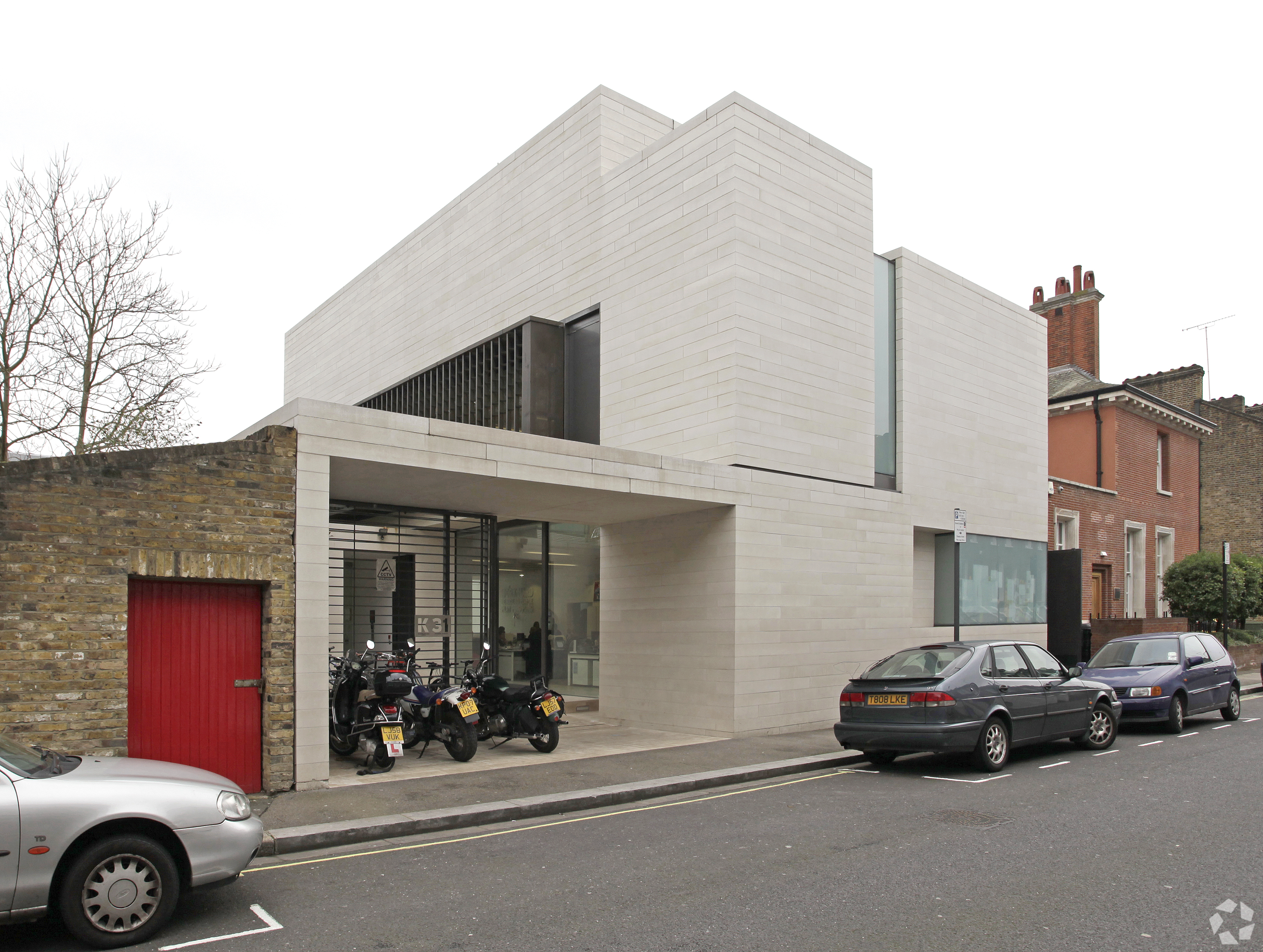 31 Vernon St – Office Space for Sale or Lease – Hammersmith Submarket, London W14