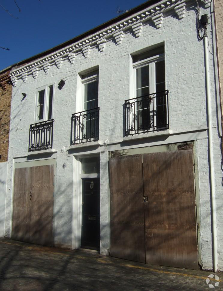 6 Hansard Mews – Office for Lease – Western Fringe, London W14