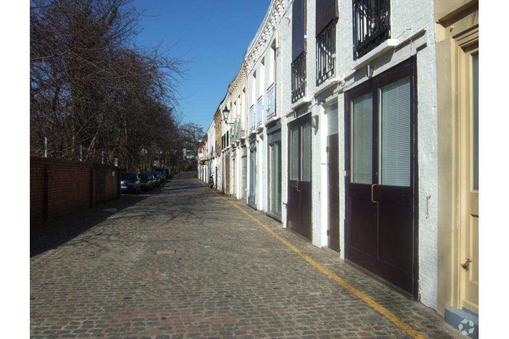 6 Hansard Mews – Office for Lease – Western Fringe, London W14