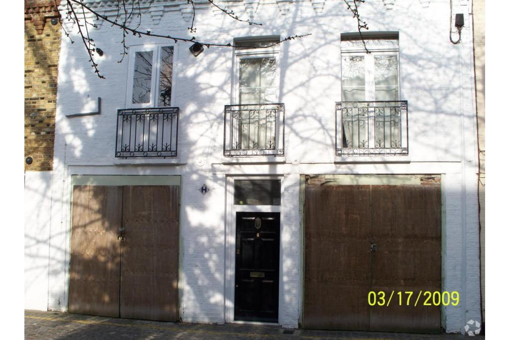 6 Hansard Mews – Office for Lease – Western Fringe, London W14