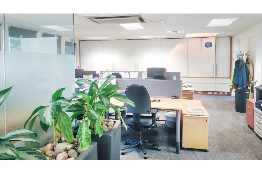 1 Palliser Rd – The Queen’s Club – Office for Lease – Hammersmith, London W14