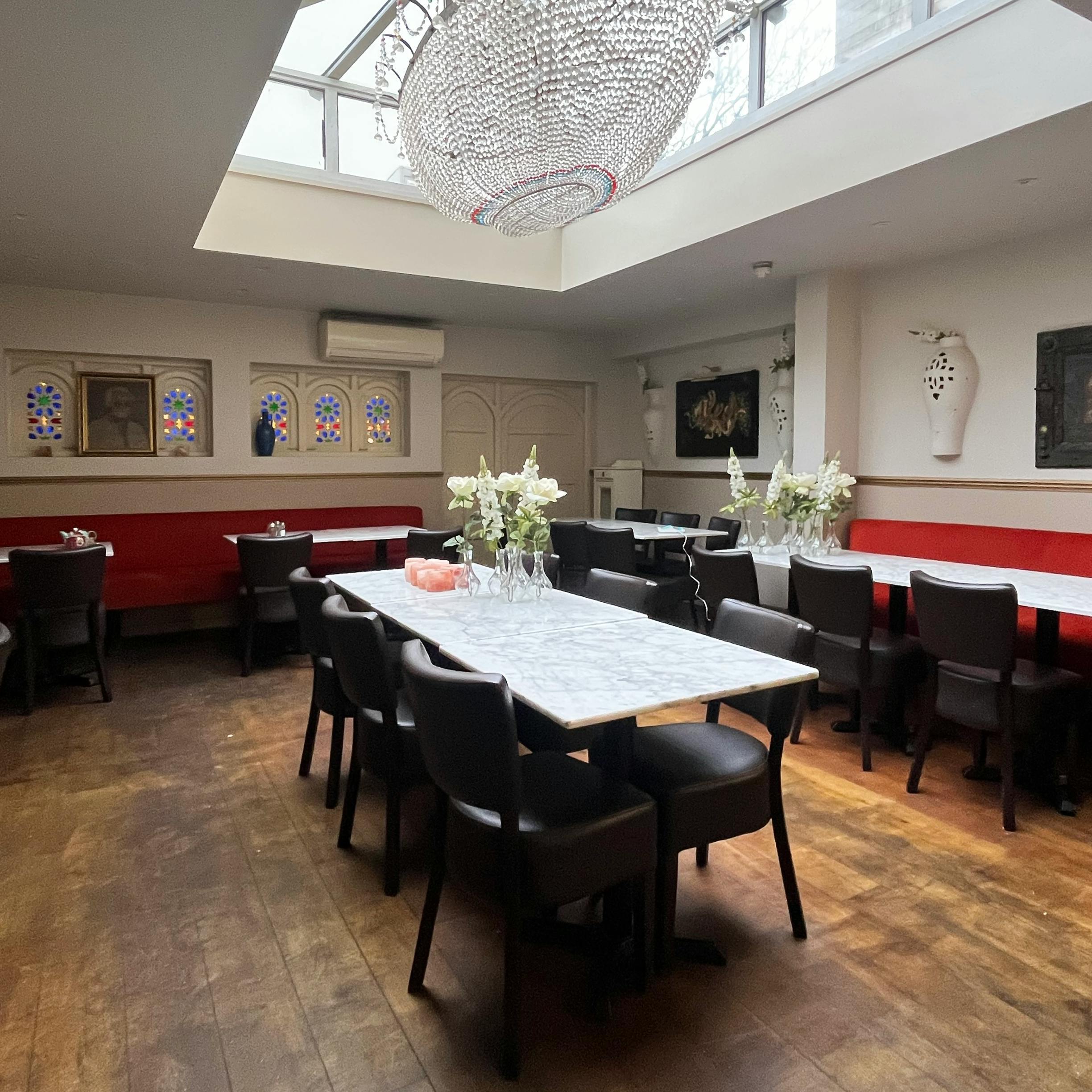10 Russell Gdns – Retail Property for Lease – Kensington & Chelsea, London W14
