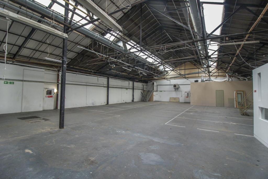Springvale Ter – Cranford Works – Industrial Warehouse for Lease – Hammersmith & Fulham