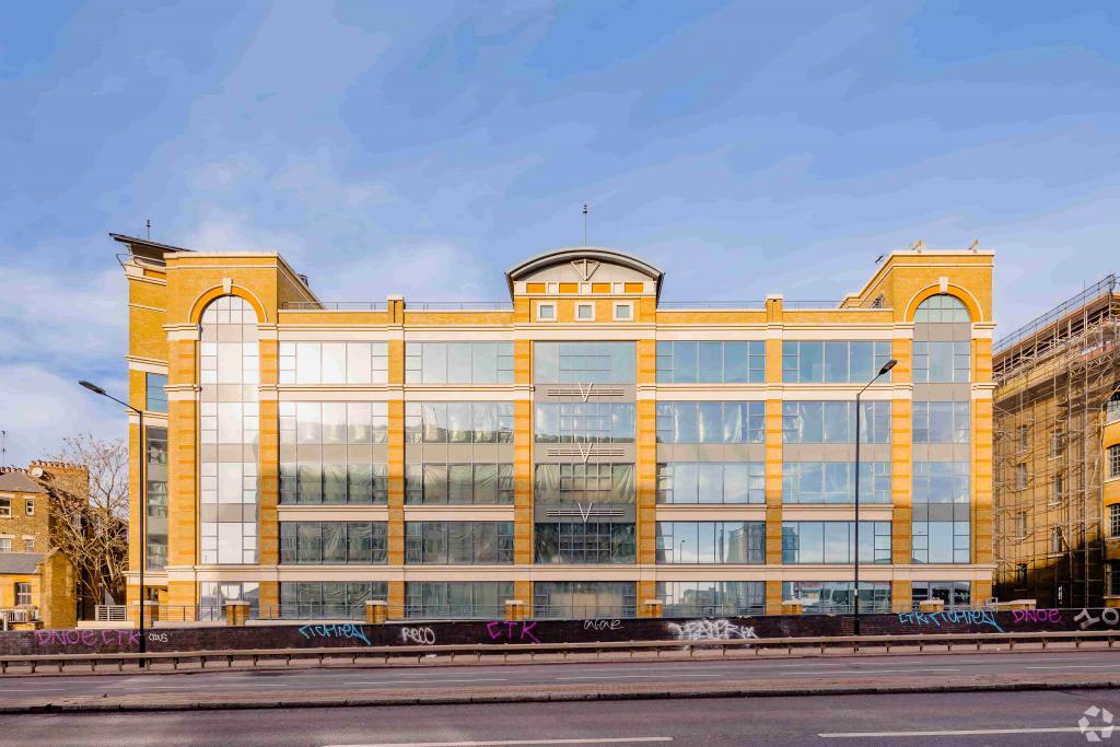 Avon House – Office Space to Let – 28,479 sq ft – Kensington Village, London W14