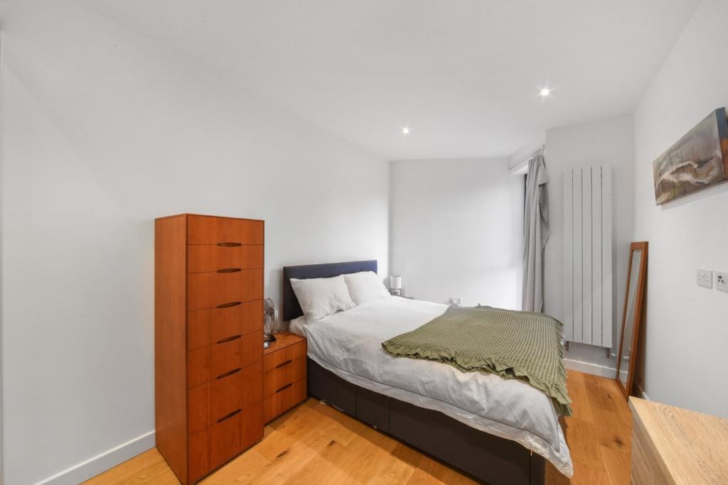 Waleorde Road – 2 Bedroom Apartment for Sale – £500,000 – Southwark, London SE17