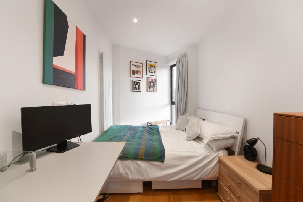 Waleorde Road – 2 Bedroom Apartment for Sale – £500,000 – Southwark, London SE17