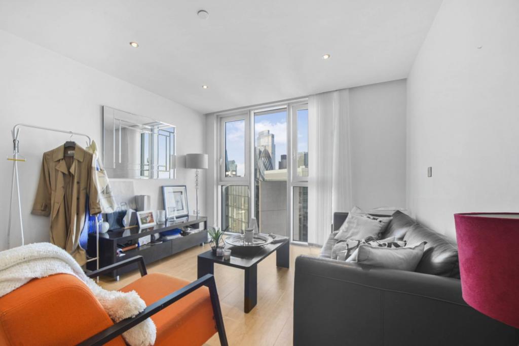 Alie Street – 2 Bedroom Apartment for Sale – £850,000 – Aldgate, London E1