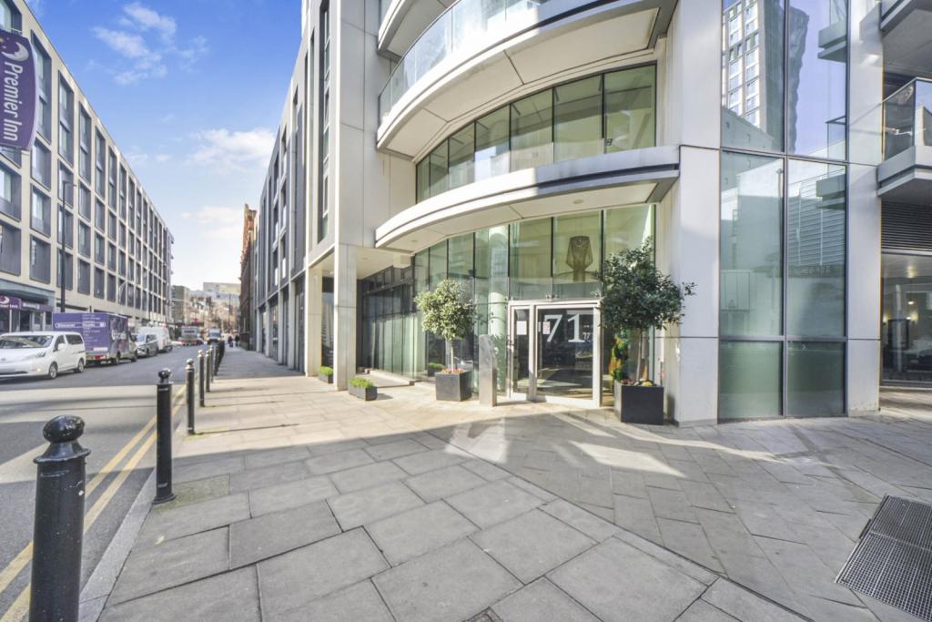 Alie Street – 2 Bedroom Apartment for Sale – £850,000 – Aldgate, London E1