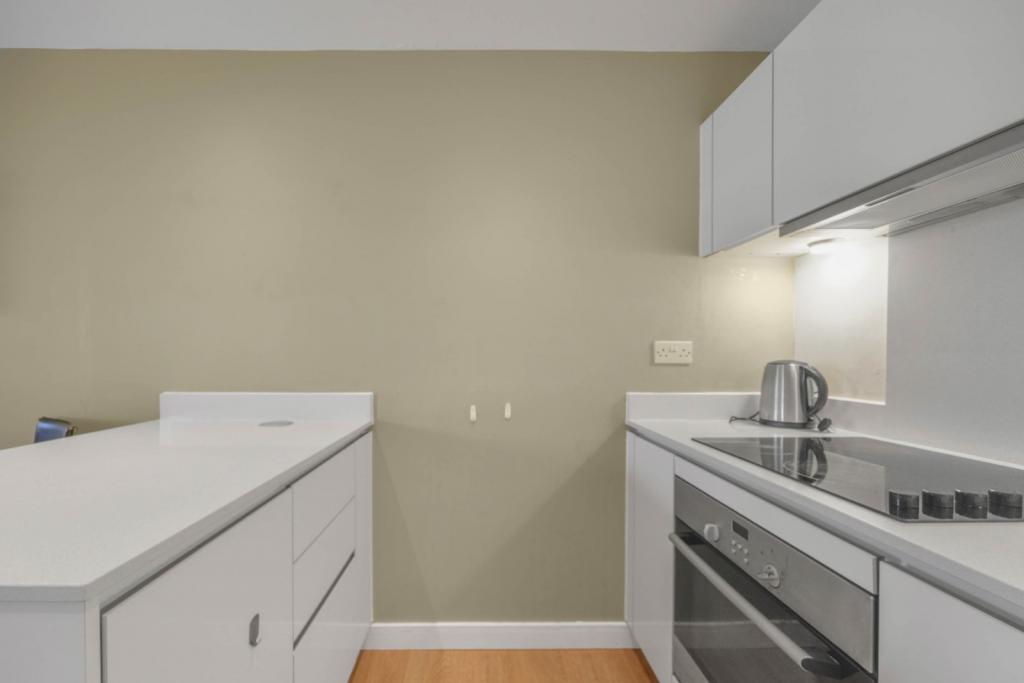 Ceram Court – 1 Bedroom Apartment for Sale – £285,000 – Bow, London E3