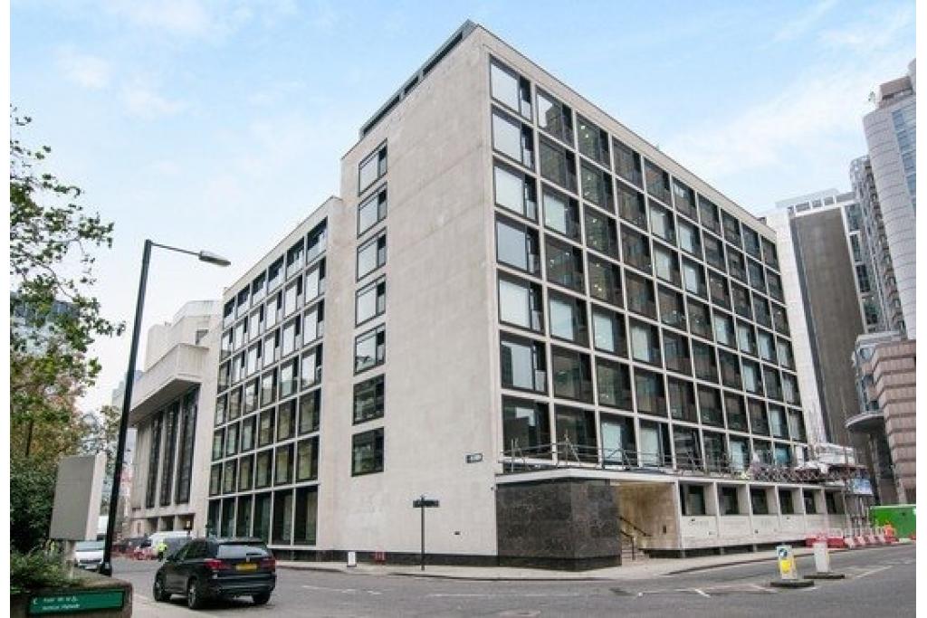 Roman House – 1 Bedroom Apartment for Sale – £618,950 – Barbican, London EC2Y
