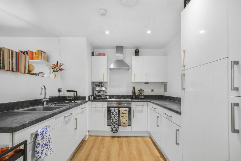 Nauticus Walk – 2 Bedroom Apartment for Sale – £560,000