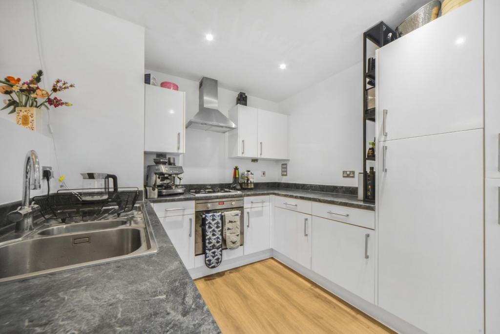 Nauticus Walk – 2 Bedroom Apartment for Sale – £560,000