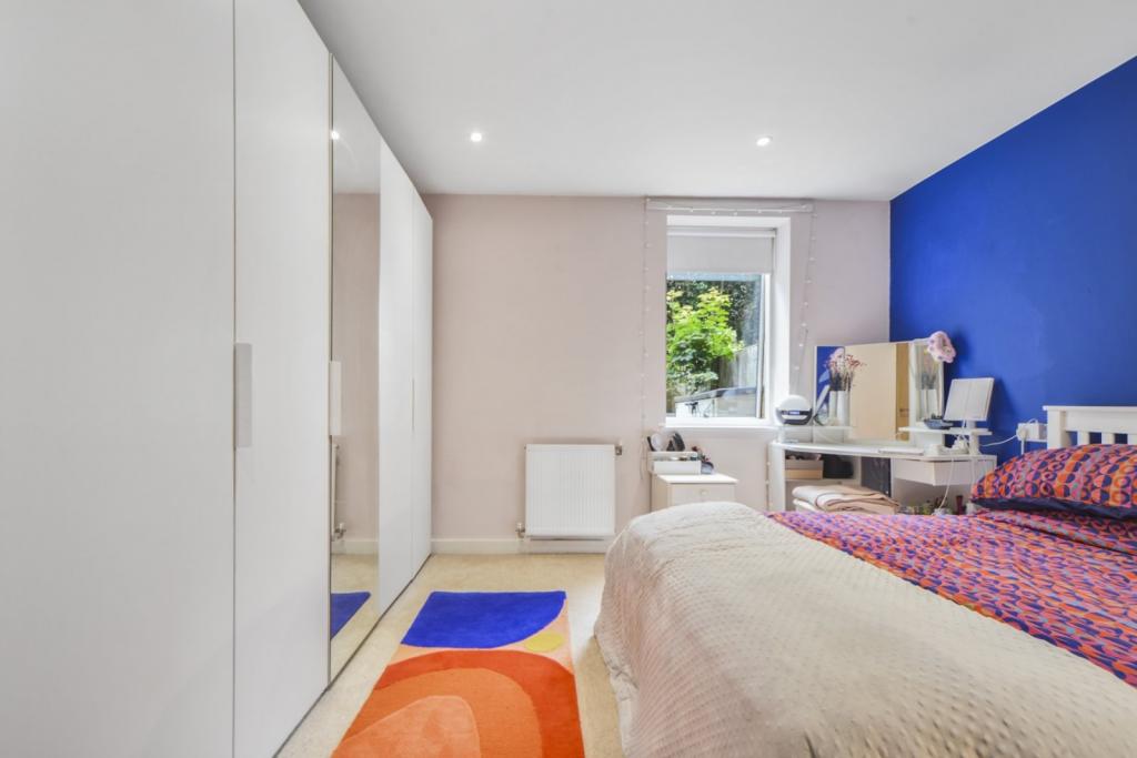 Nauticus Walk – 2 Bedroom Apartment for Sale – £560,000