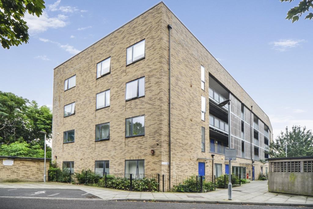 Nauticus Walk – 2 Bedroom Apartment for Sale – £560,000