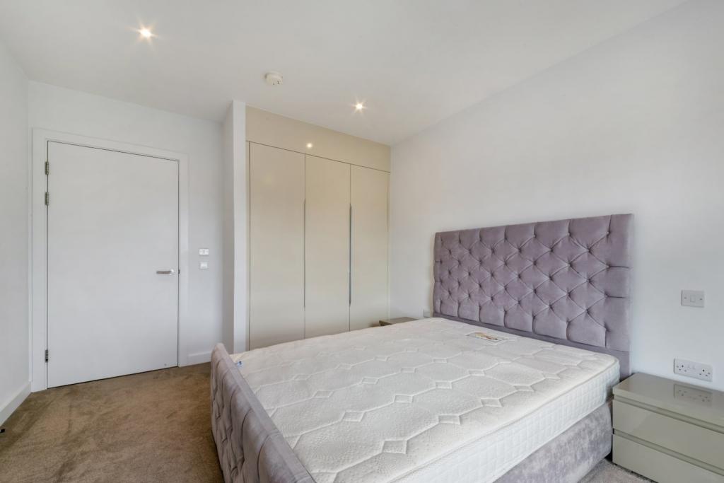 Walworth Road, Elephant Park, Elephant and Castle, London, SE17 – 1 Bedroom Apartment for Sale