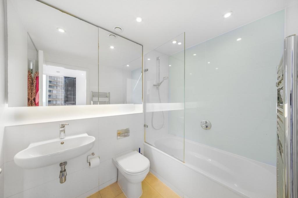 The Strata, Walworth Road, Elephant And Castle, London, SE1 – 2 Bedroom Apartment for Sale