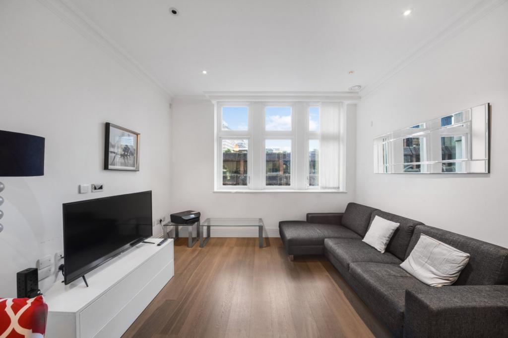 Sterling Mansions, Leman Street, Aldgate, London, E1 – 2 Bedroom Apartment for Sale