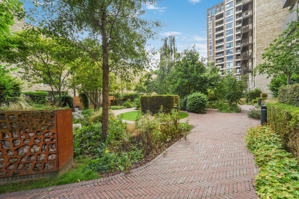 Deacon Street, Elephant Park, Elephant & Castle, London, SE17 – 2 Bedroom Apartment for Sale