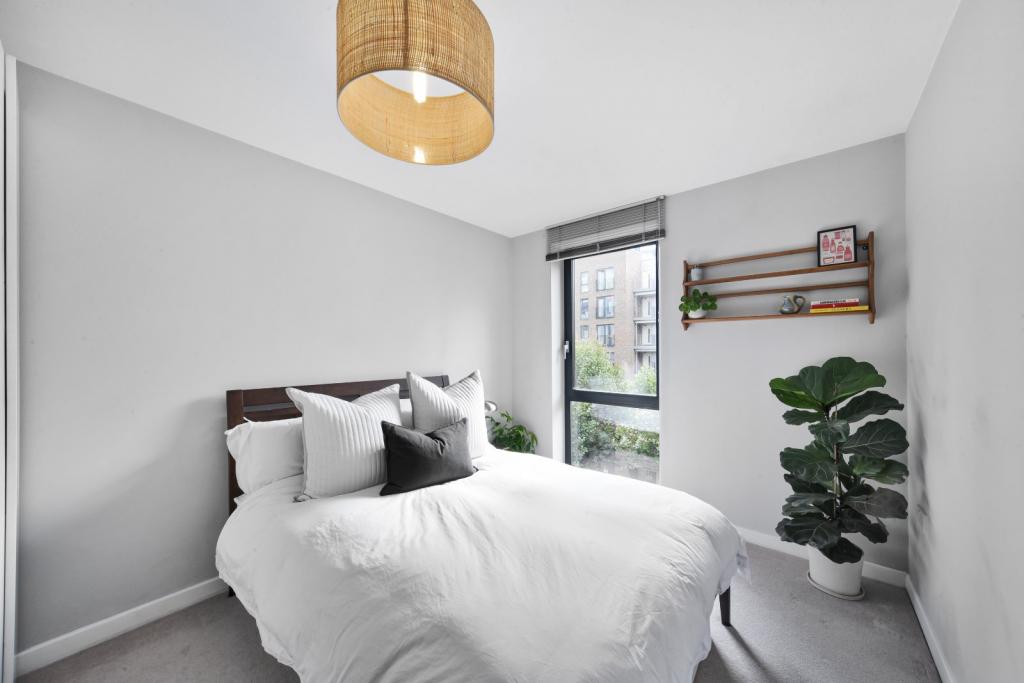 Chadwick Court, Jonzen Walk, Poplar, London, E14 – 2 Bedroom Apartment for Sale