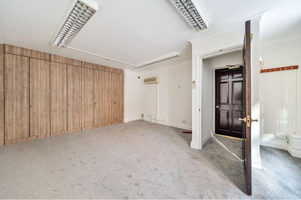 5-6 Bartholomew Place, City Fringe – Office Space for Sale – £1,100,000