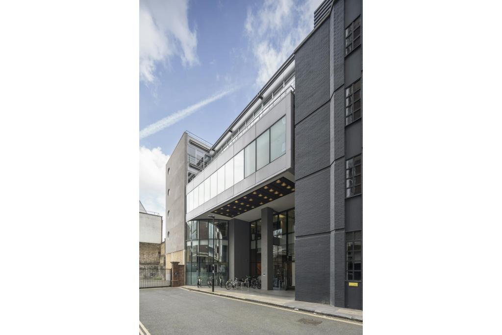 For Sale – 26-28 Glasshouse Yard, The Glasshouse – Office Space – City Fringe, London EC1A 4JU
