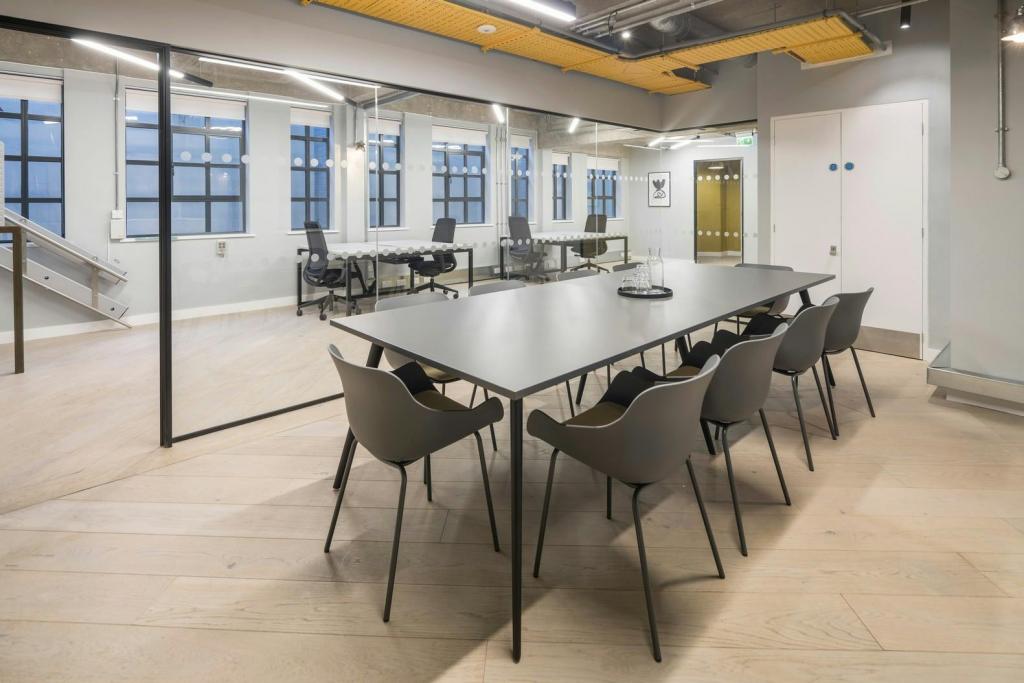 For Sale – 20-25 Glasshouse Yard – Office Space – City Fringe, London EC1A 4JN