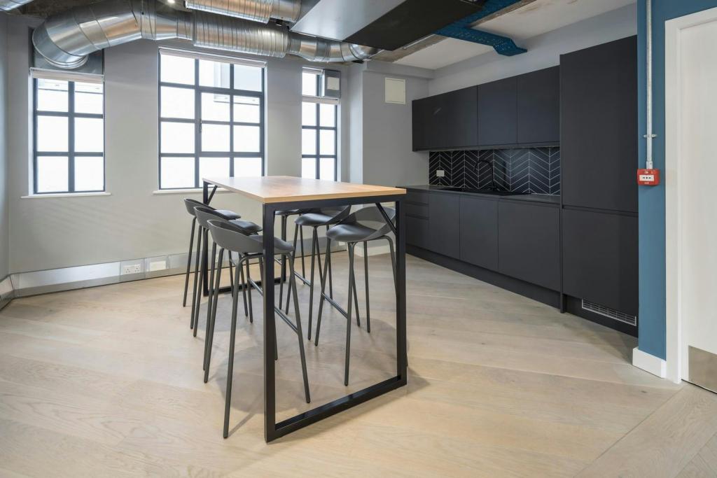 For Sale – 20-25 Glasshouse Yard – Office Space – City Fringe, London EC1A 4JN