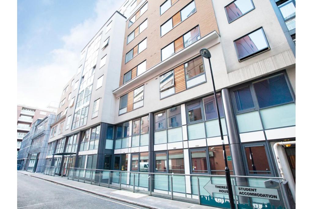 For Sale – 20-25 Glasshouse Yard – Office Space – City Fringe, London EC1A 4JN