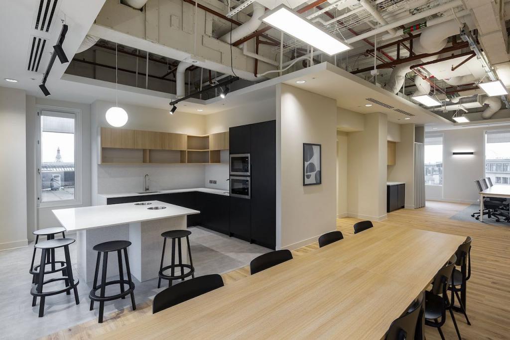 For Lease – 200 Aldersgate – Office Space – City Fringe Submarket – London EC1A