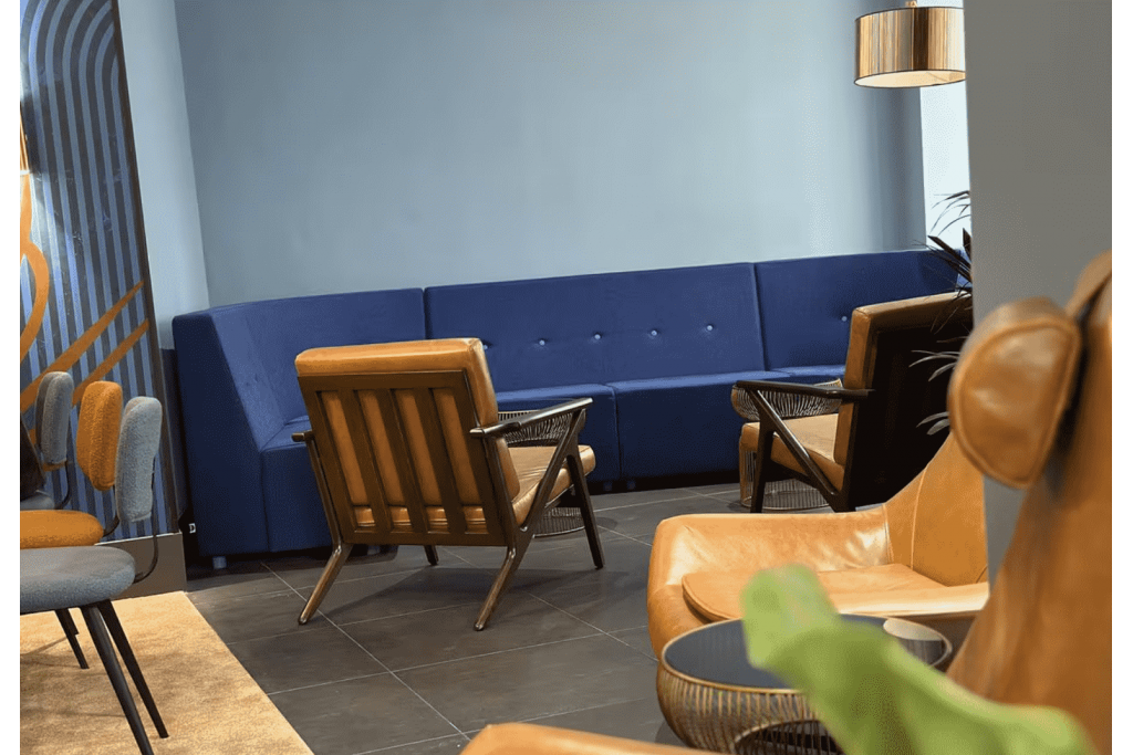 For Lease – 20 Little Britain – Office Space – City Fringe Submarket – London EC1A