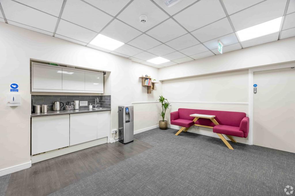 5 St Johns Ln, Farringdon, LondonOffice Space For Lease –  – £39 - £48 per sq ft (FRI