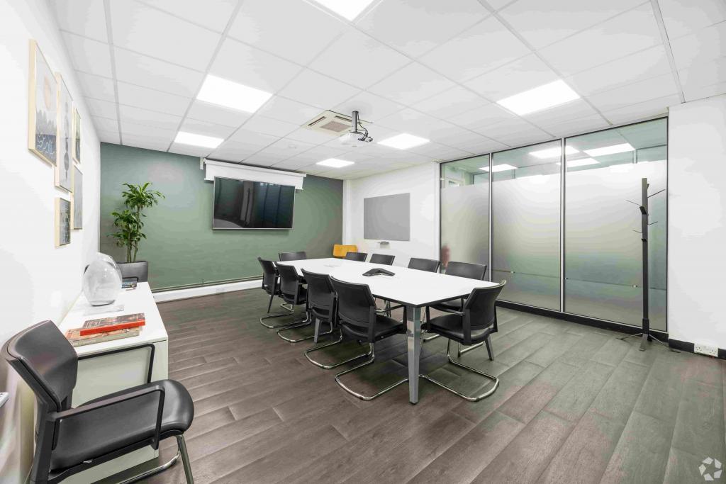 5 St Johns Ln, Farringdon, LondonOffice Space For Lease –  – £39 - £48 per sq ft (FRI