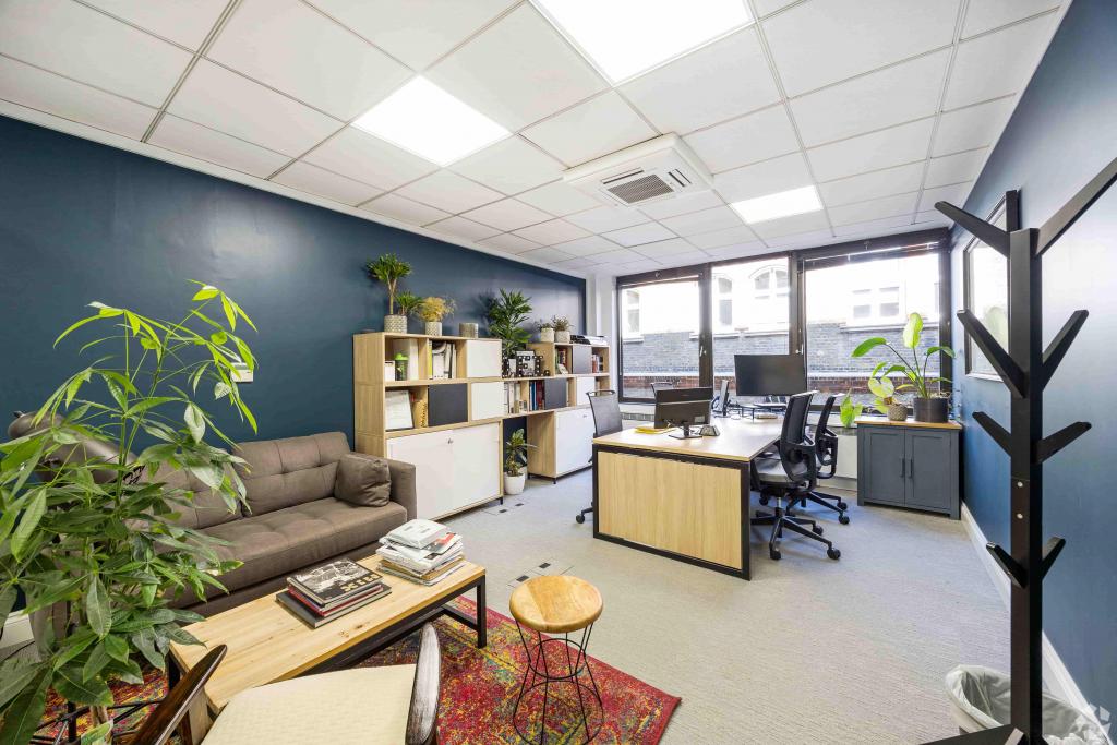 5 St Johns Ln, Farringdon, LondonOffice Space For Lease –  – £39 - £48 per sq ft (FRI