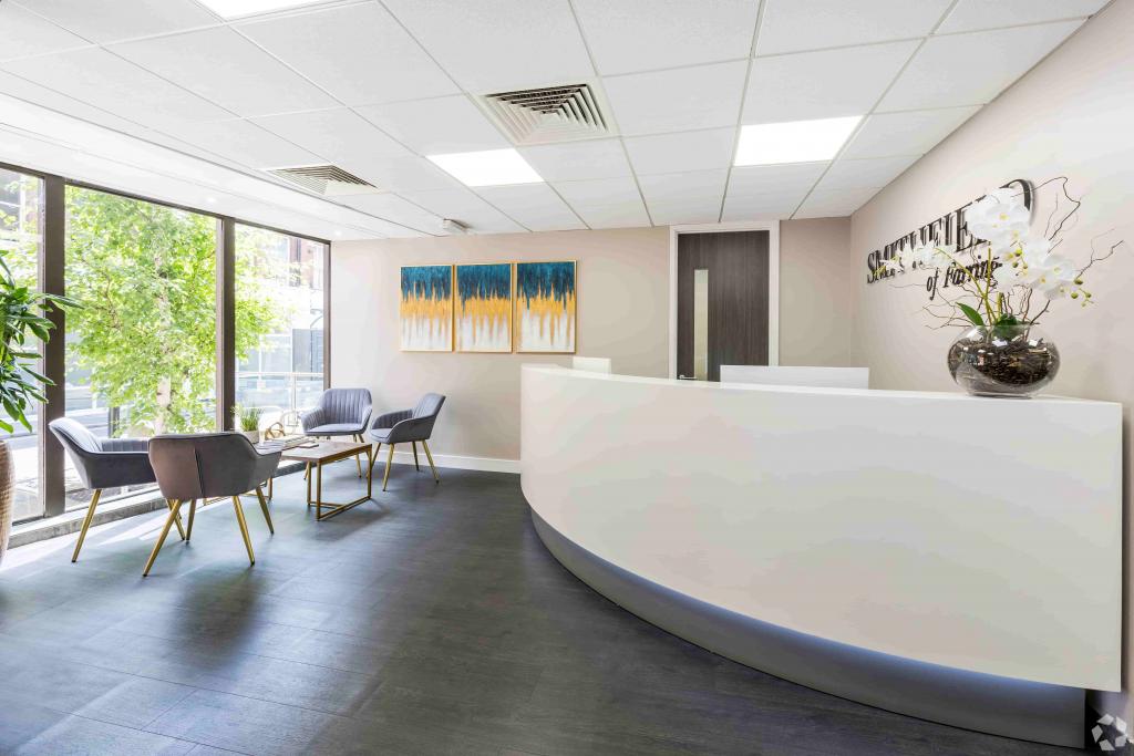 5 St Johns Ln, Farringdon, LondonOffice Space For Lease –  – £39 - £48 per sq ft (FRI