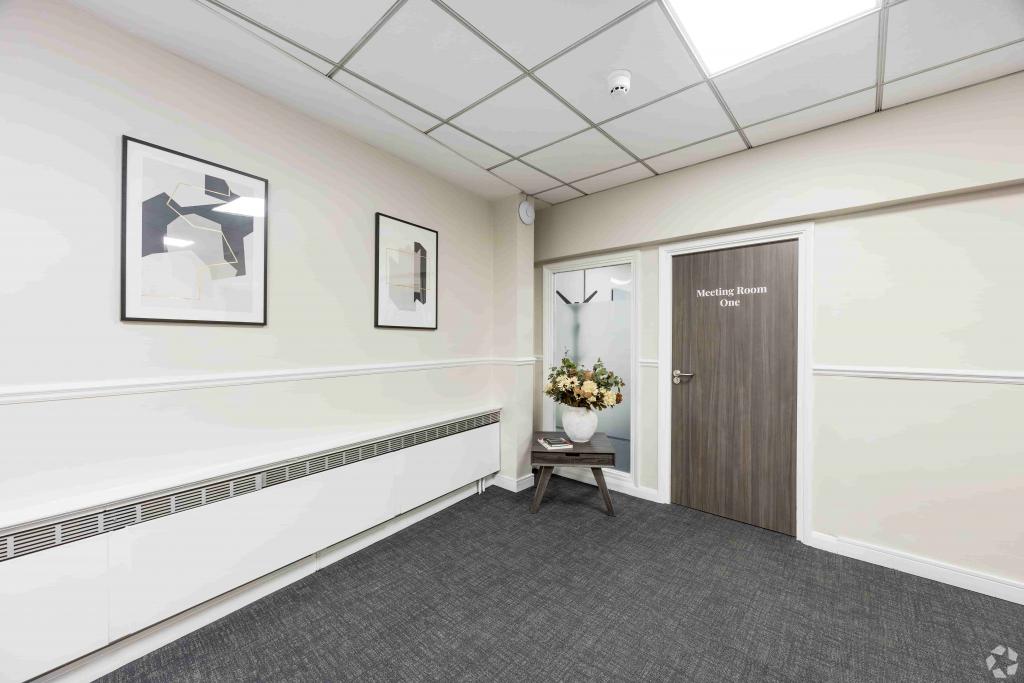 5 St Johns Ln, Farringdon, LondonOffice Space For Lease –  – £39 - £48 per sq ft (FRI