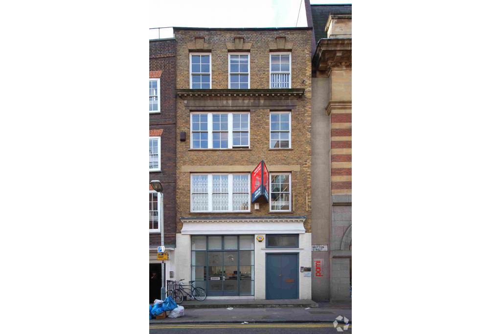 26 Britton St, Farringdon, London EC1M 5NQ For Lease – Office Space