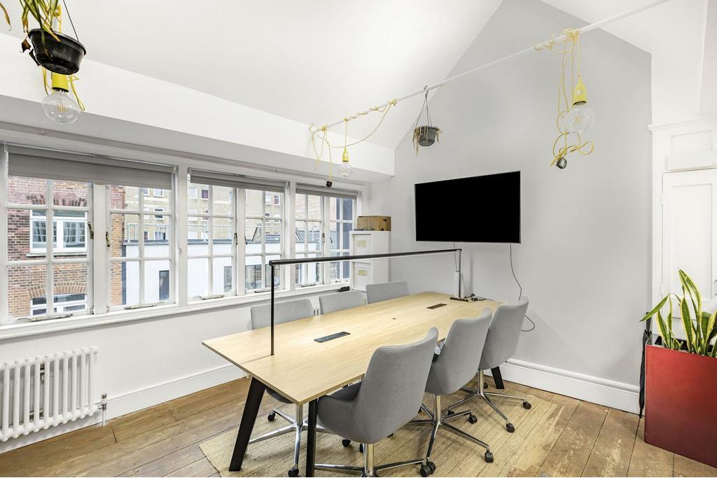 28 Britton St, Farringdon, London EC1M 5UE For Lease – Office Space – £37.50 per sq ft
