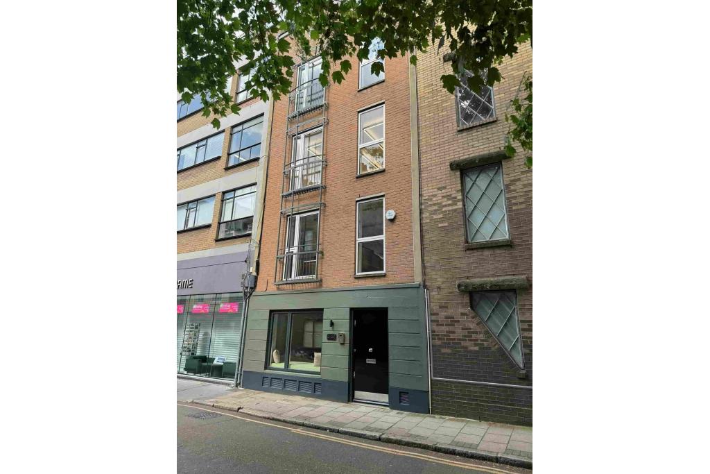 45 Britton St, Farringdon, London EC1M 5NA For Lease – Office Space – £52.50 per sq ft