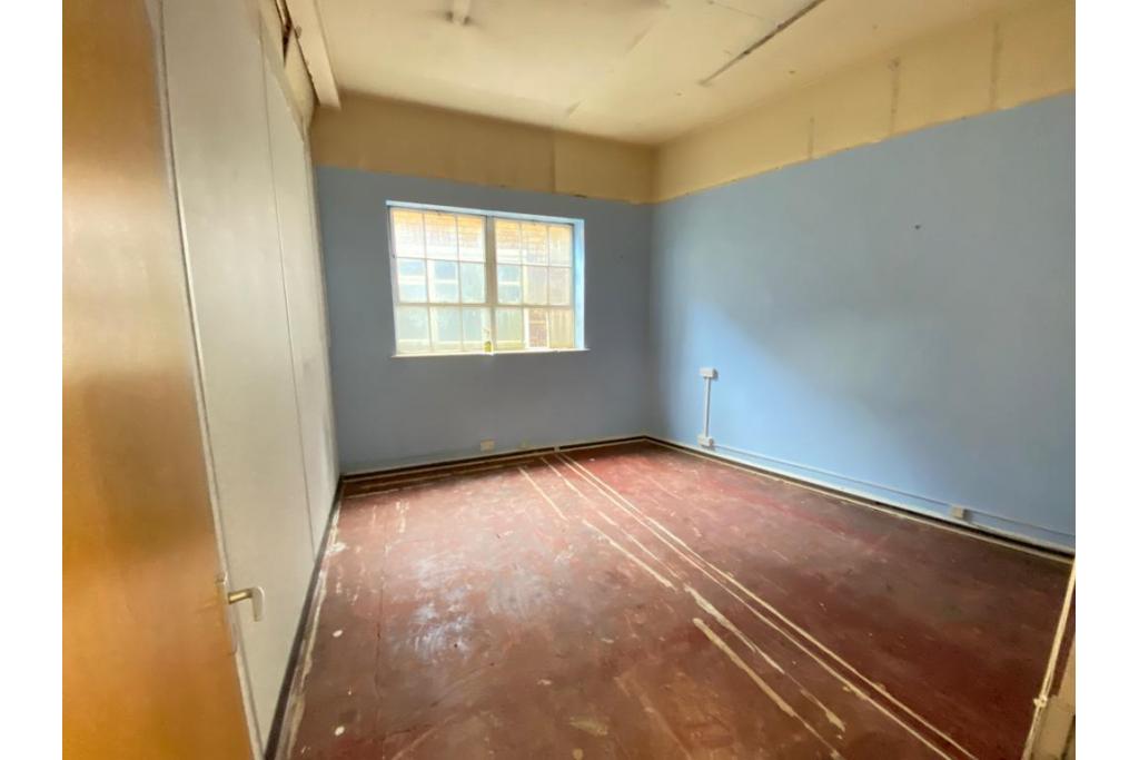 4 Goswell Road – Office Building Office/Ret – London EC1M 7AN For Lease – £22.99 per sq ft