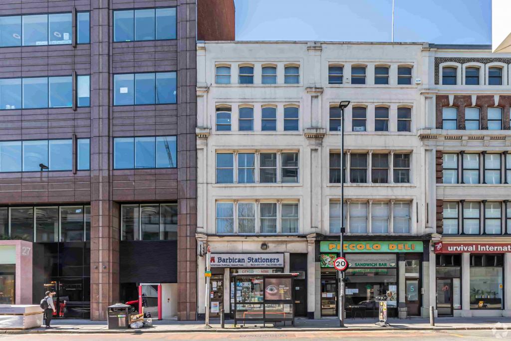 4 Goswell Road – Office Building Office/Ret – London EC1M 7AN For Lease – £22.99 per sq ft