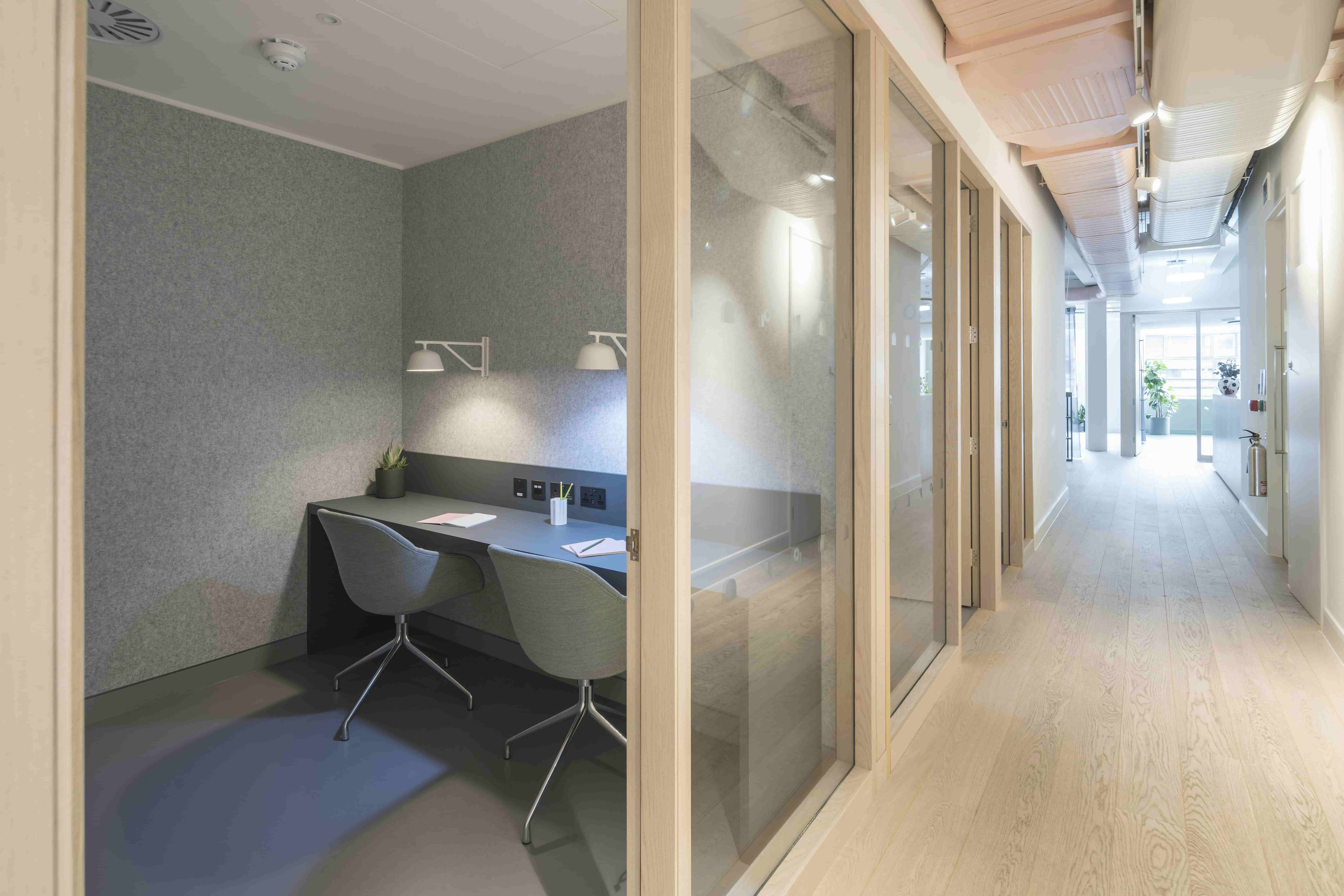 6-8 St John's Sq – Office Space for Lease – 3,700 sq ft – City Fringe, London EC1M